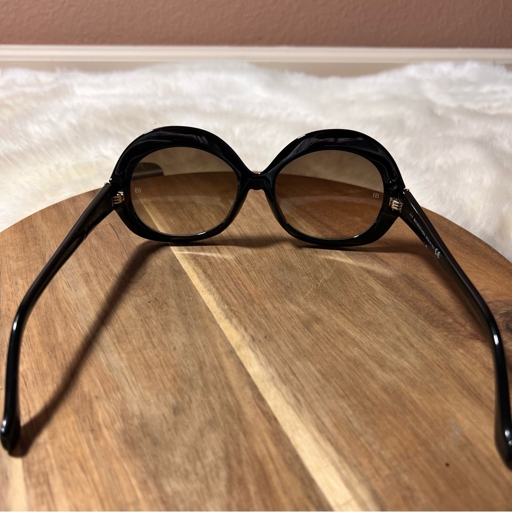 Balenciaga Classic Chic Black and Gold Oversized Sunglasses - Picture 5 of 12